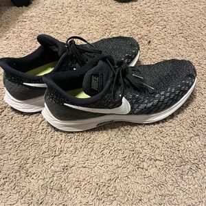Women’s nike zoom Pegasus 35